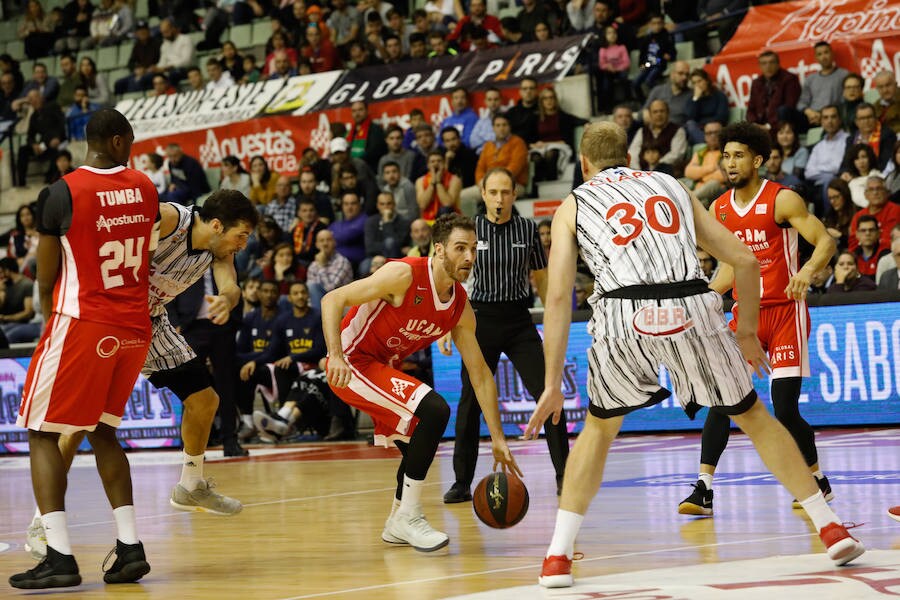 Los de Javier Juárez derrotaron al equipo madrileño en uno de los mejores partidos del conjunto universitario en lo que va de Liga Endesa