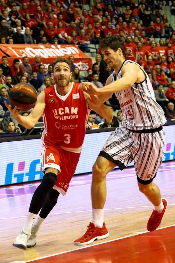 Los de Javier Juárez derrotaron al equipo madrileño en uno de los mejores partidos del conjunto universitario en lo que va de Liga Endesa