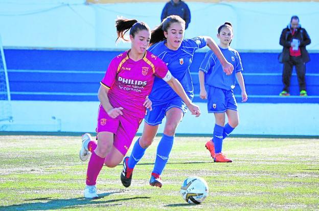 Silvia Lloris, de la sub-15, ayer. 