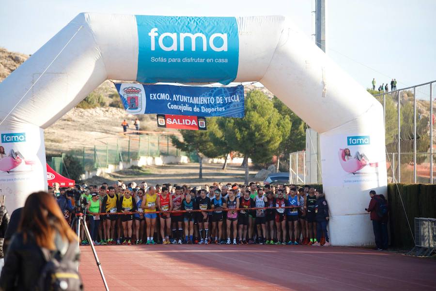 El corredor de Baréin y la etíope ganan con autoridad la carrera en el Altiplano | La prueba, incluida en el calendario de campo a través de la Federación Española, reunió a 2.000 atletas de catorce categorías 