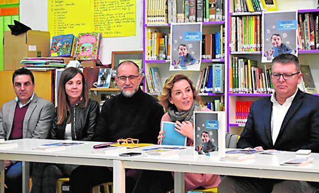 Educación edita una guía para mejorar la enseñanza de inglés a niños disléxicos