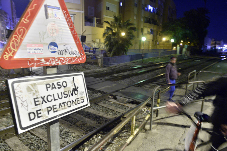 'La Verdad' identifica, con la colaboración de los lectores, las calles y espacios urbanos de Murcia, Cartagena y Lorca que causan sensación de inseguridad en colectivos vulnerables, especialmente entre las mujeres
