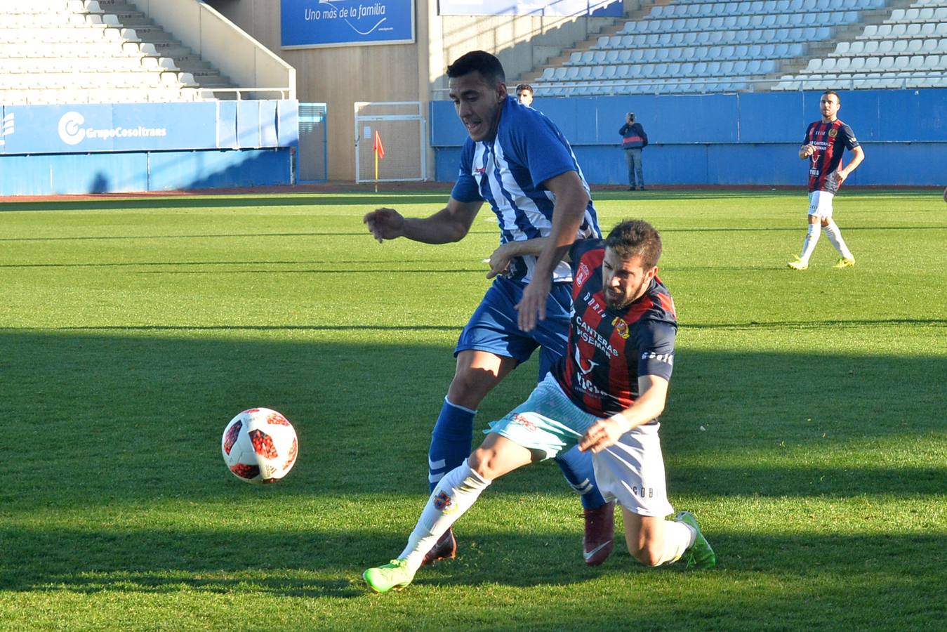 Los lorquinos se adelantaron al poco de que comenzara el segundo periodo, con un gol de Gerard Artigas