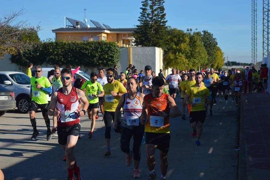 El corredor del Mobel Automenor Running Team completó los 5 kilómetros en 16:15 minutos, mientras que la primera en categoría femenina, del mismo club, hizo una marca de 19:30