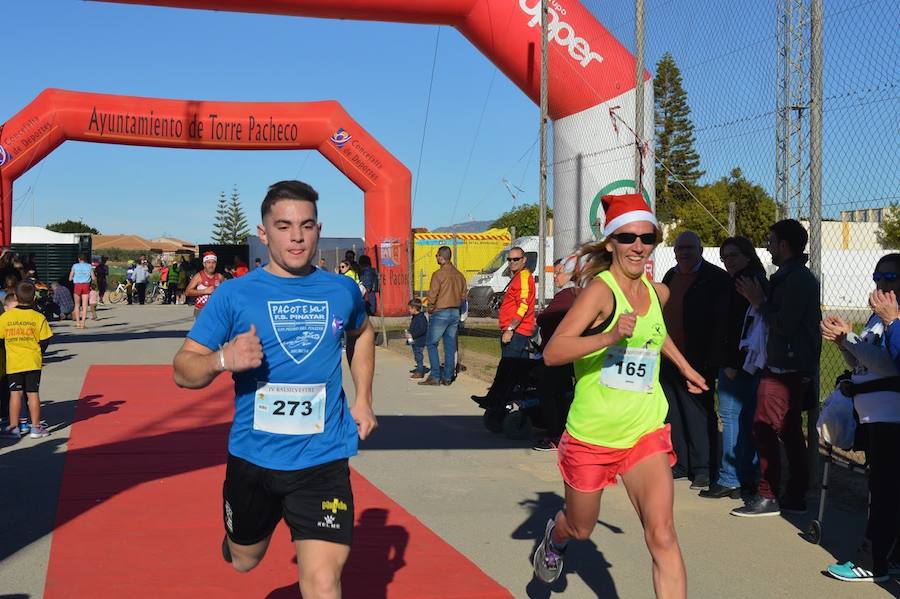 El corredor del Mobel Automenor Running Team completó los 5 kilómetros en 16:15 minutos, mientras que la primera en categoría femenina, del mismo club, hizo una marca de 19:30