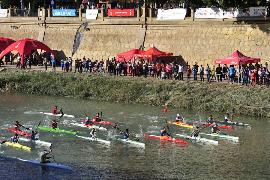 18/02/2018. Brillante fiesta del piragüismo. La III Regata Ciudad de Murcia consolida la prueba murciana como un primer test para el Campeonato de España. El Club Murcia Remo se impone al dragon boat de la Policía Nacional y da la sorpresa. 
