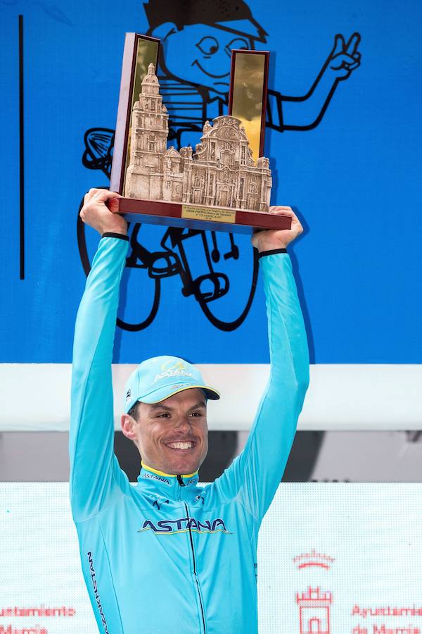 El muleño Luis León se impone a Alejandro Valverde en la Vuelta a Murcia. 