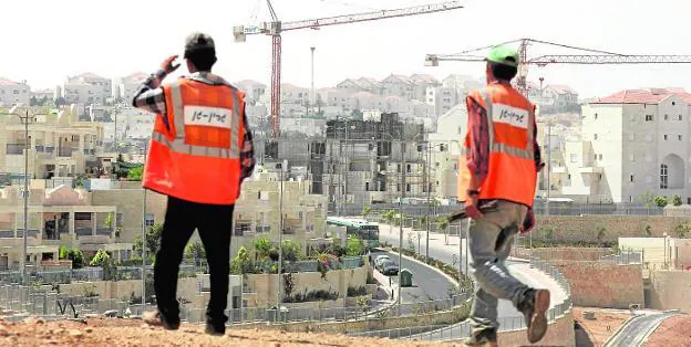 Murcia suministra materiales y maquinaria de construcción a Israel ante su 'boom' inmobiliario'; en la imagen, obras en Jerusalén. 