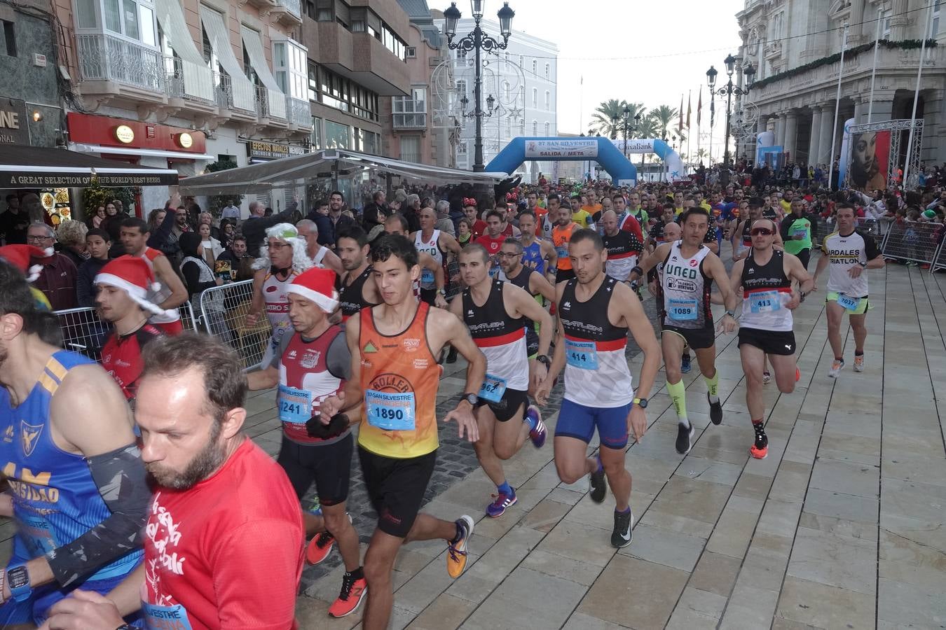 Más de 2.500 corredores convierten la San Silvestre de 2018 en la más concurrida de la historia, con triunfos de José Manuel Cortés y Sandra García Pagán