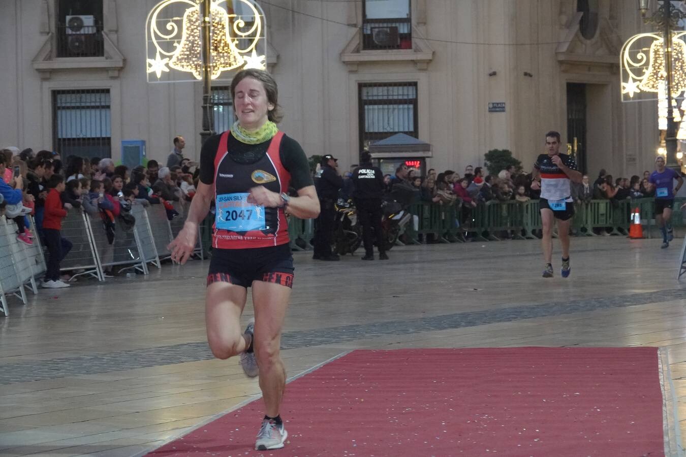 Más de 2.500 corredores convierten la San Silvestre de 2018 en la más concurrida de la historia, con triunfos de José Manuel Cortés y Sandra García Pagán.