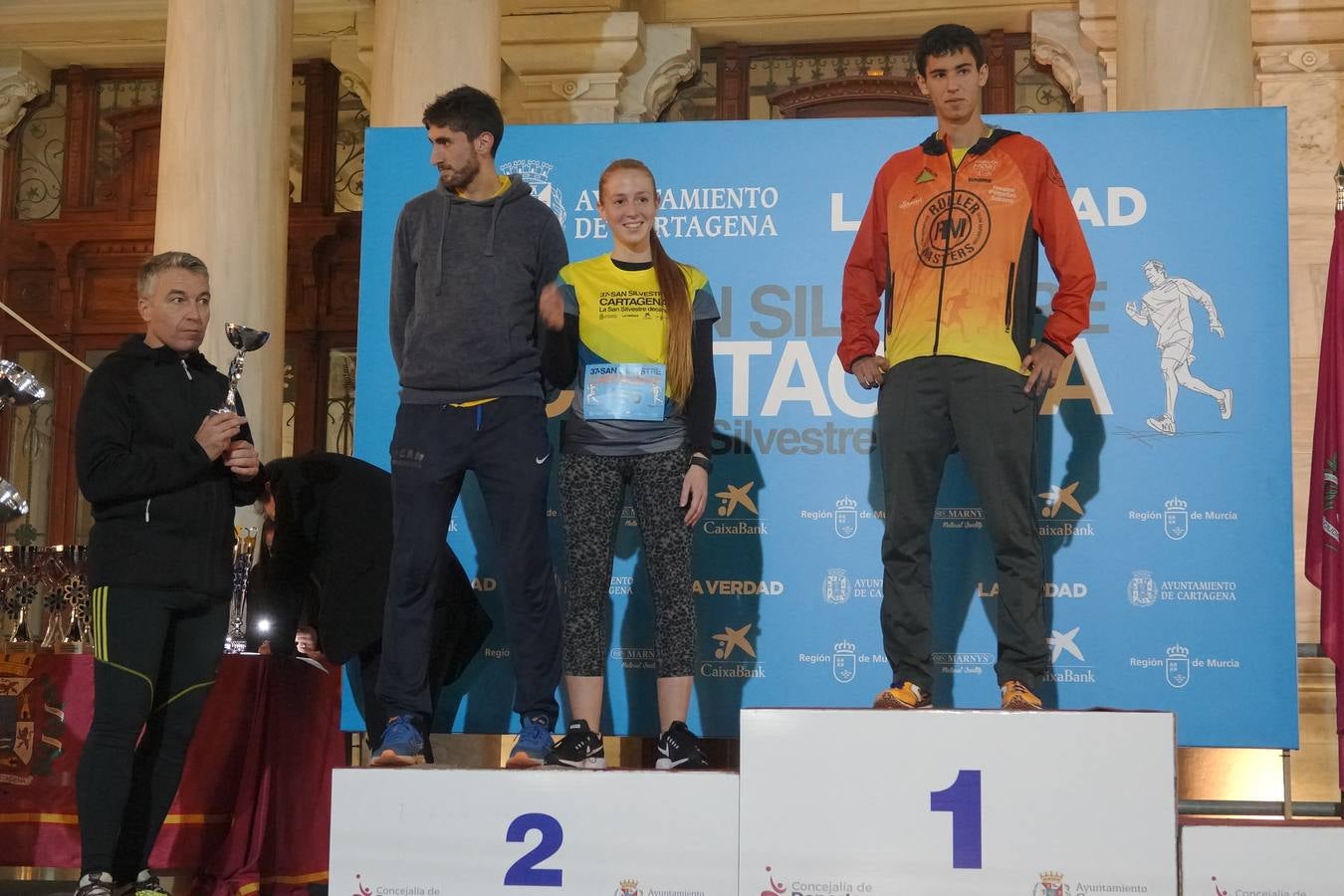 José Manuel Cortés y Sandra García Pagán se imponen en una marcha en la que han participado más de 2.500 corredores