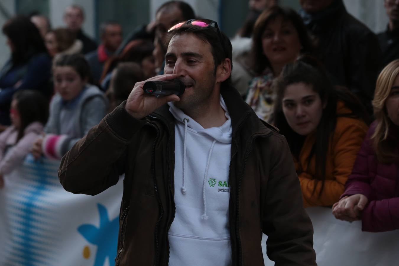 Casi un millar de corredores despiden el año disfrutando del deporte en la Ciudad del Sol por una buena causa