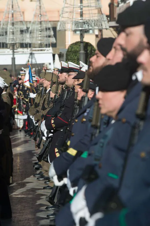 El Almirante de Acción Marítima, vicealmirante Manuel de la Puente Mora-Figueroa, presidió un desfile y una posterior recepción oficial en la sede de Capitanía General