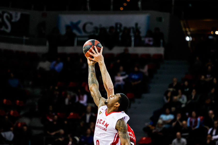 Los de Juárez volvieron a perder, ya son tres partidos seguidos, esta vez contra el Tecnyconta por veinte puntos de diferencia.