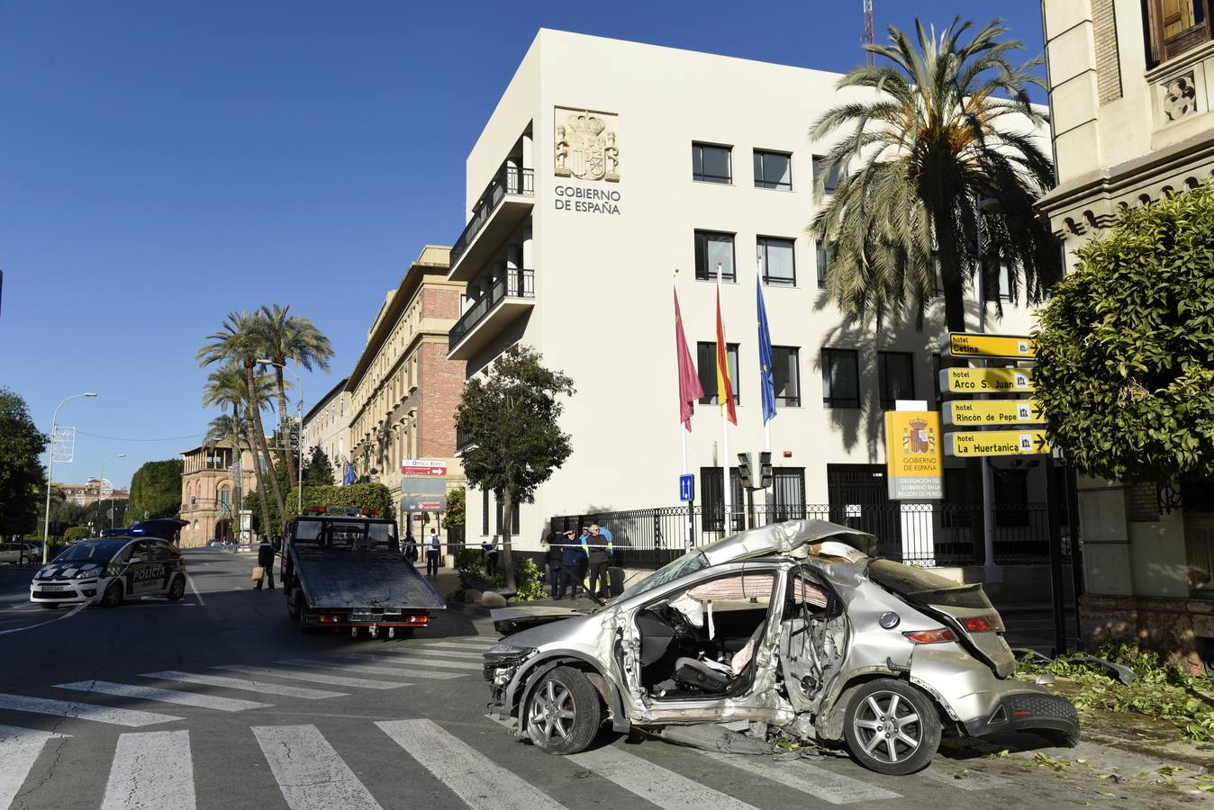 Los dos ocupantes del turismo siniestrado se encuentran en estado grave