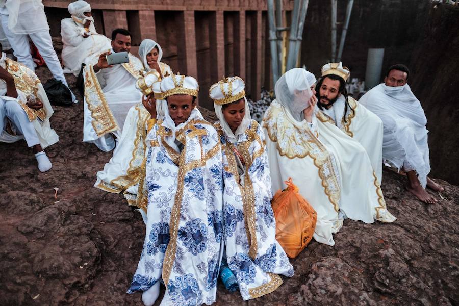 La Navidad ortodoxa etíope llamada Ledet o Genna se celebrará el 7 de enero y atrae peregrinos de todo el país. Las once iglesias excavadas en la roca son uno de los sitios del Patrimonio Mundial de la UNESCO en Etiopía.