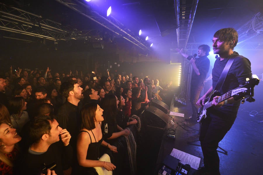 La Sala REM de Murcia acoge la gira de presentación de 'Anillos y raíces', que marca el regreso triunfal de la banda murciana.