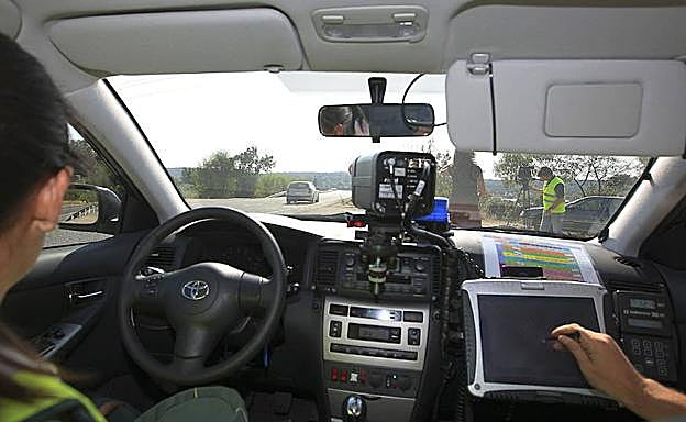 La DGT prevé recaudar 355 millones en multas durante 2019