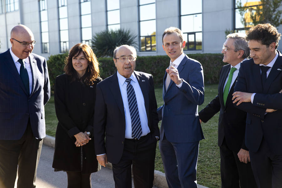 Visita del ministro de Ciencia y Universidades Pedro Duque al edificio de la UPCT y la empresa MTorres dentro del parque tecnológico de Fuente Álamo.