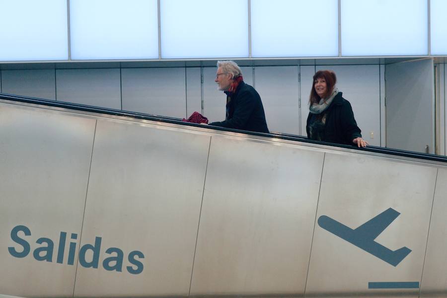 El primer avión en tocar tierra llegó con 25 minutos de antelación tras completar un vuelo sin incidentes