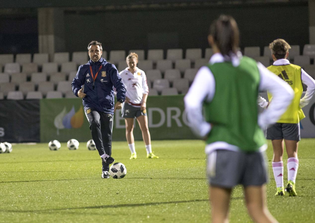 El Efesé regala 2.500 entradas a sus abonados y el Ayuntamiento reparte 5.000 en centros educativos