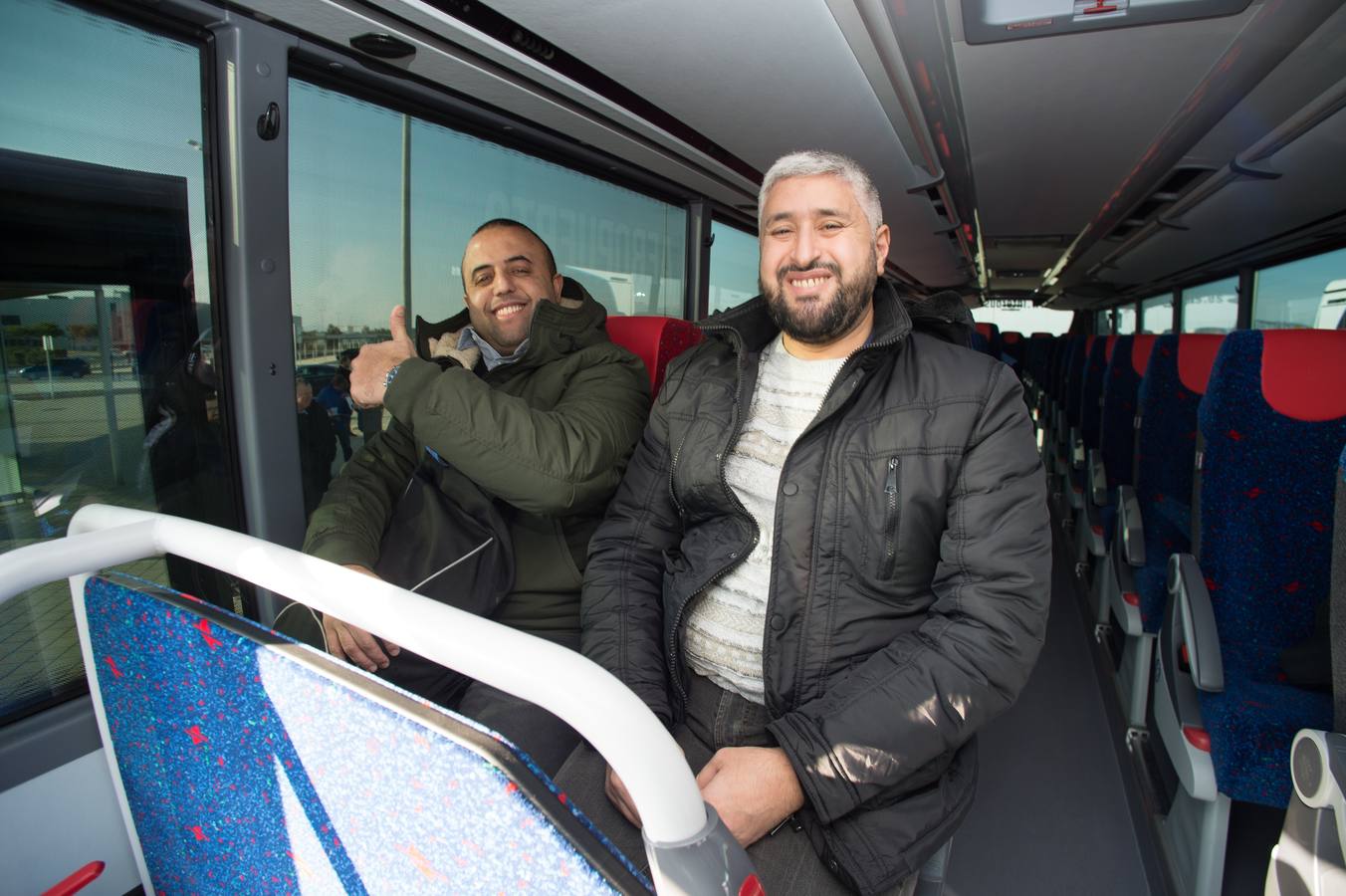 Patricio Valverde avanzó que «se está cerrando el cuadrante de los vuelos de verano, por lo que se reajustarán las líneas de autobús con los destinos propios de esta época del año, en la que se incrementa el número de visitantes a la Región».