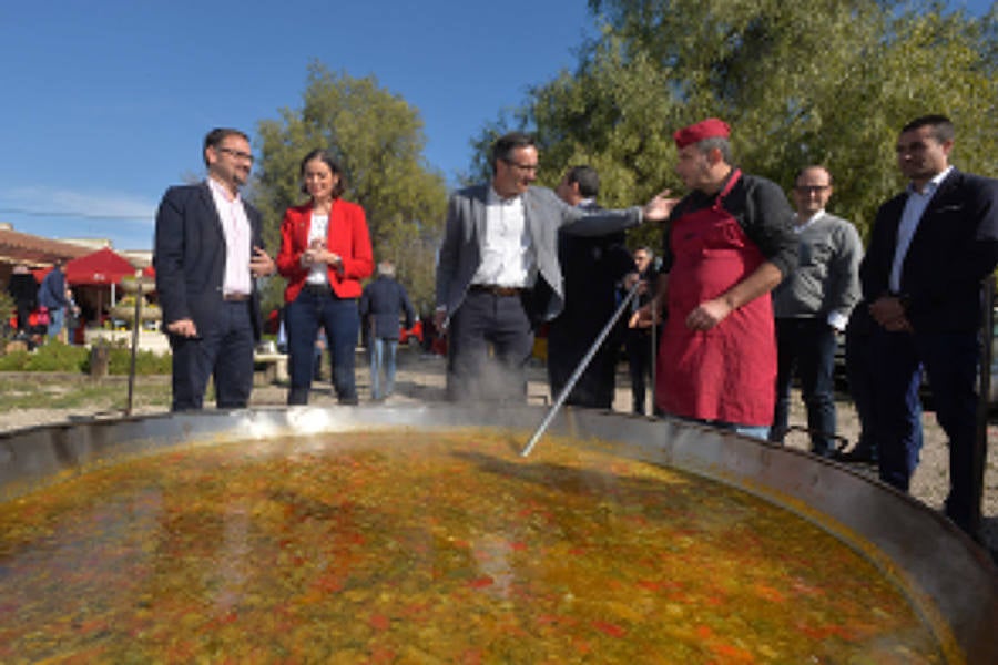 Reyes Maroto se refirió en el mediodía de este sábado al Mar Menor como un destino turístico «maduro» que hay que «valorizar».