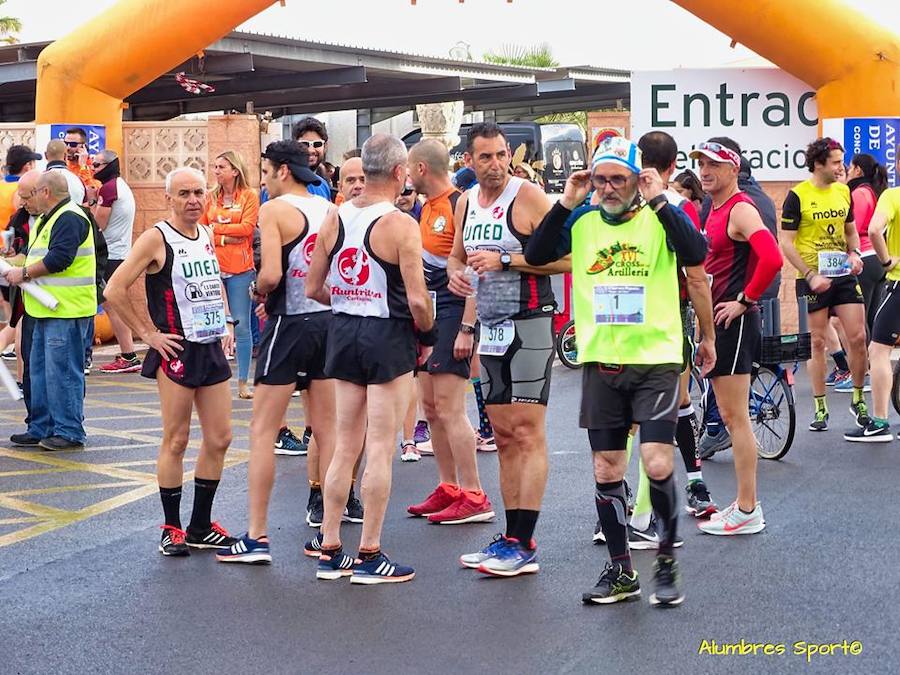 El corredormdel UCAM Cartagena se lleva la II Carrera Popular Virgen del Mar con un tiempo de 24.27 minutos, por los 28.10 para su compañera de club