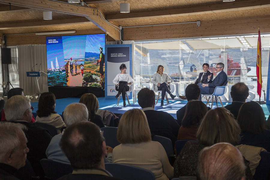 El presidente de la Comunidad muestra su compromiso de trasladar la consejería de Turismo a Cartagena, «una propuesta que haremos realidad cuando volvamos a gobernar en mayo»