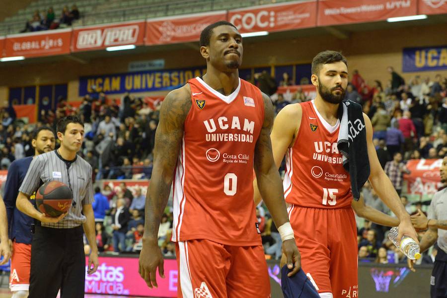 El conjunto universitario no levanta cabeza ante el conjunto entrenado por Ibon Navarro, predecesor en el banquillo murciano de Javi Juárez