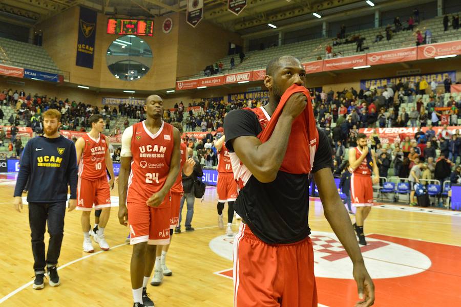 El conjunto universitario no levanta cabeza ante el conjunto entrenado por Ibon Navarro, predecesor en el banquillo murciano de Javi Juárez
