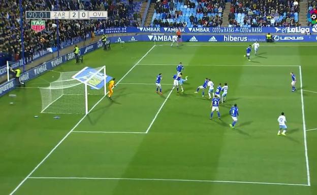 Álvaro Vázquez, autor del mejor gol de la jornada en Segunda.