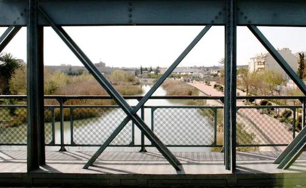 El puente de hierro de Archena, en su estado actual.