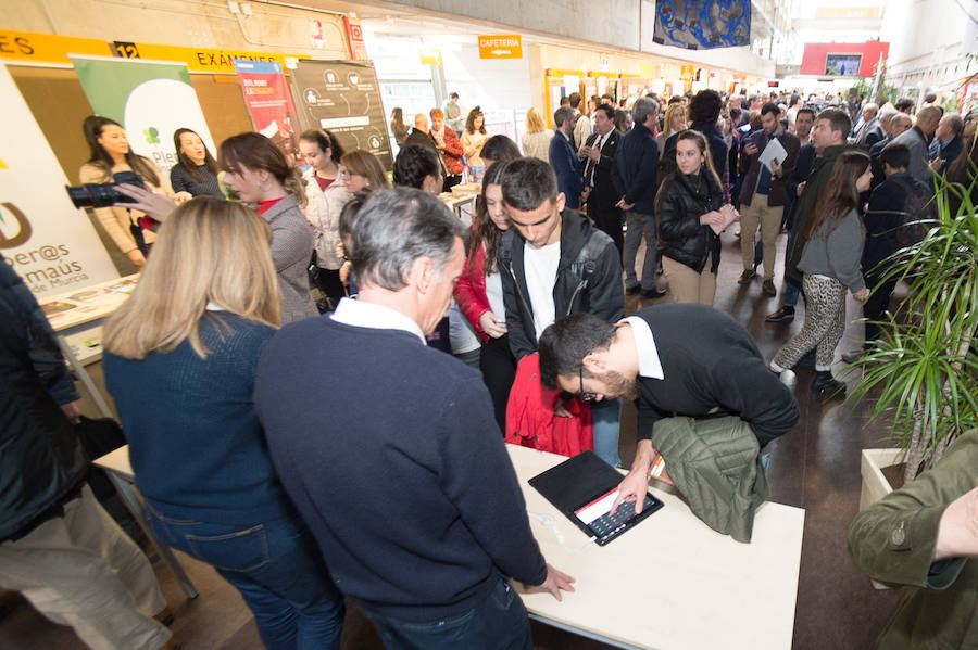 Hasta abril de 2021, la UMU dedicará cada mes a divulgar y concienciar con diversas actividades sobre esta cuestión. El plan fue presentado este jueves en la Facultad de Economía y Empresa