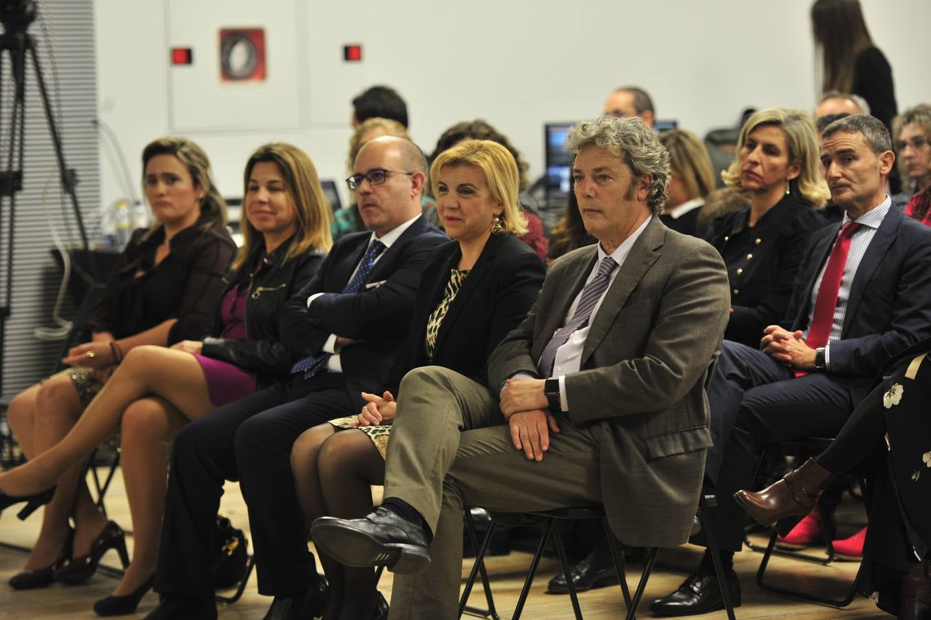 'La Verdad' y CaixaBank reconocen la «encomiable» labor de cinco asociaciones de la Región 