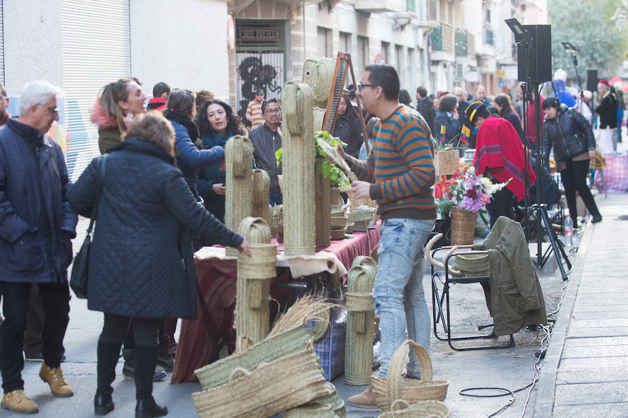 Este evento multicultural se celebra en la calle Álvarez Quintero este sábado 2 de febrero de 10:00 a 22:00 horas, y el domingo 3, de 10:00 a 17:00.