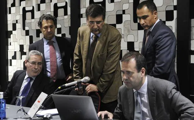 Julio Lesmes, Antonio Rego y Francisco Almansa, en un encuentro de inspectores de Hacienda. 