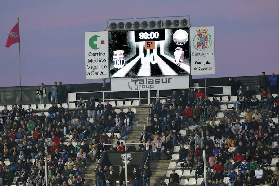 El mediocentro del filial, Mauro, le dio la victoria al FC Cartagena con un gol en su debut con el primer equipo.