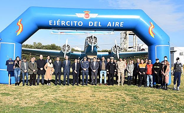 Presentación de la 'VI Carrera Base Aérea Alcantarilla'.