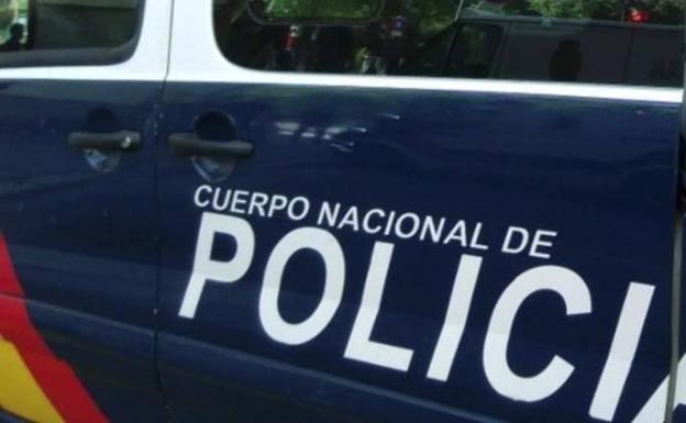 La Policía investiga la muerte de una joven precipitada desde la ventana de un edificio en Santiago