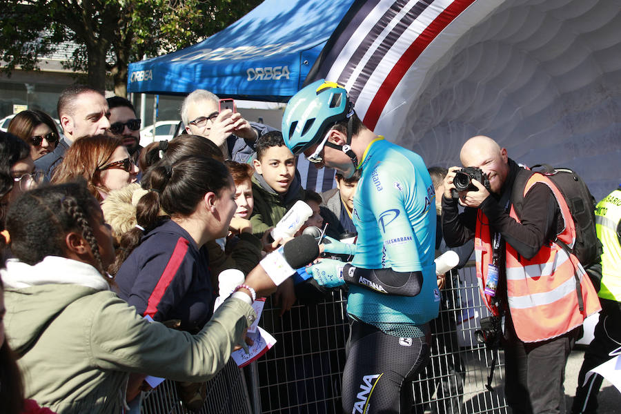 El muleño Luis León Sánchez terminó en tercera posición y el campeón del mundo, Alejandro Valverde, no pudo subirse al podio y cruzó la meta en cuarto lugar