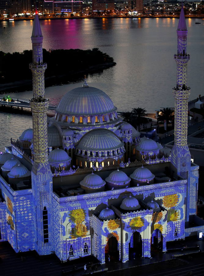 Artistas de todo el mundo se reúnen para celebrar la ciencia, la creatividad y el patrimonio durante el Festival Sharjah Light 2019, que ya está en su noveno año.