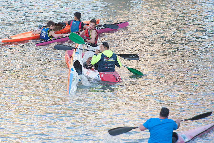 La Regata Ciudad de Murcia rompe su techo con setecientos palistas, barcos dragón y participantes de prestigio.