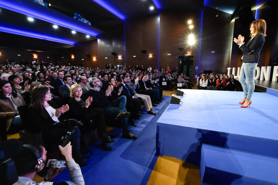 El presidente regional del PP, Fernando López Miras, y el secretario general nacional, Teodoro García, acompañaron este viernes a la alcaldesa de Archena, Patricia Fernández, a la que ratificaron para revalidar su candidatura en las elecciones municipales.