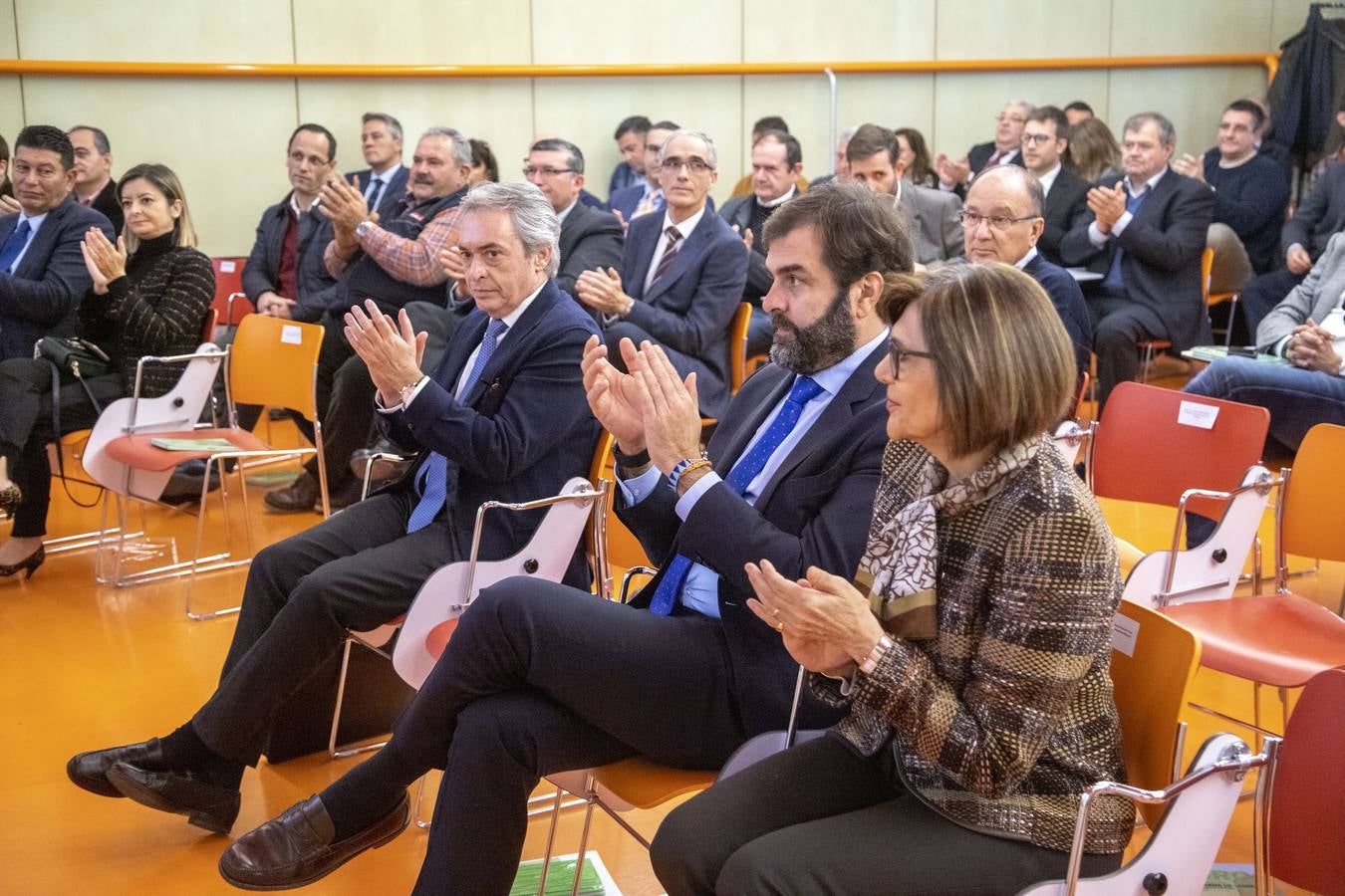 Los expertos señalan que la fuerte dependencia del Reino Unido al producto exterior debería conducir a un acuerdo bilateral con la Unión Europea