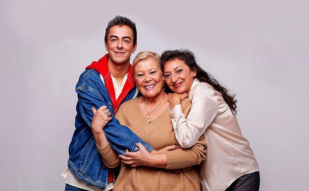 Víctor Palmero, María Garralón y Mariola Fuentes. 