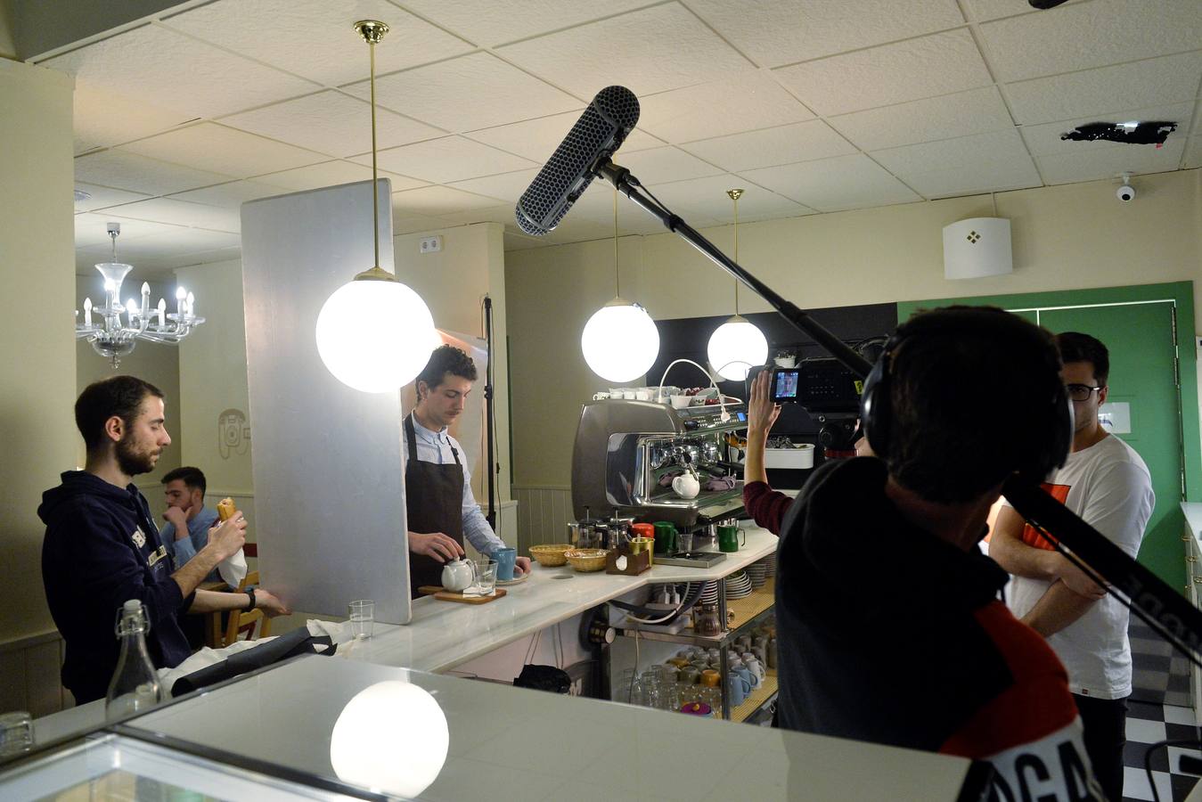 En 'Las cosas absurdas que pensamos y no decimos', la totanera encarna el personaje de Julia en su vuelta al cine después de 40 años