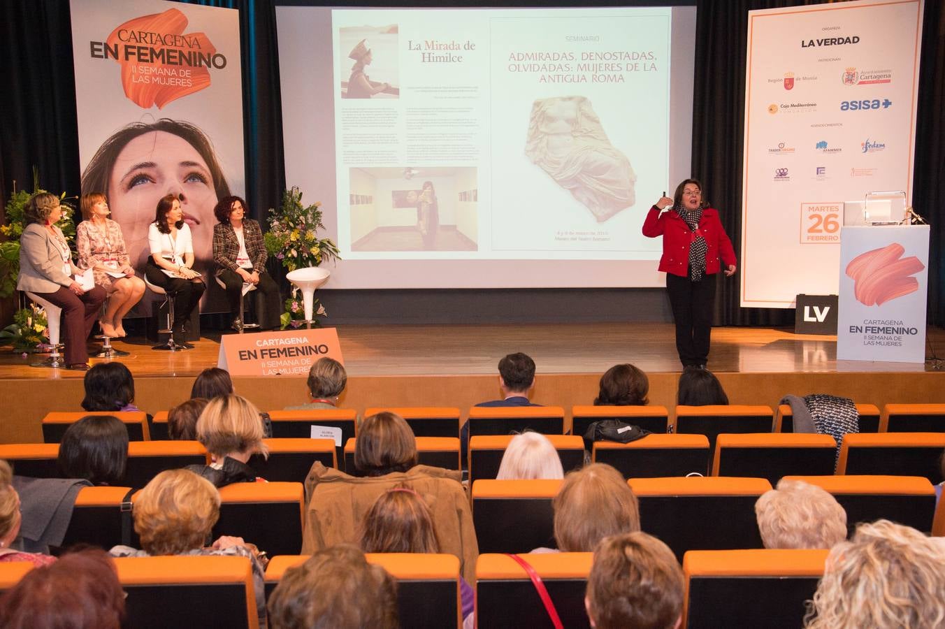 La primera jornada del evento que organiza 'La Verdad' reúne en Cartagena a más de 200 asistentes 