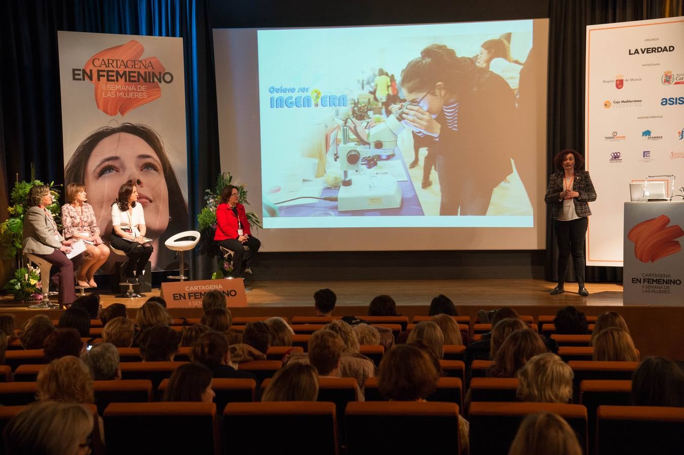 La primera jornada del evento que organiza 'La Verdad' reúne en Cartagena a más de 200 asistentes 