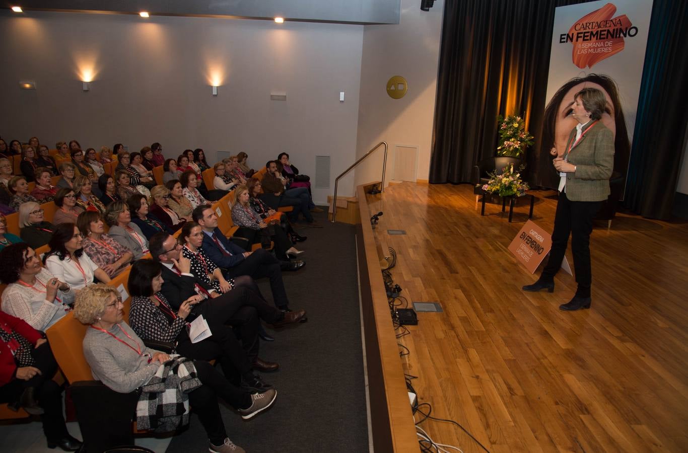 La primera jornada del evento que organiza 'La Verdad' reúne en Cartagena a más de 200 asistentes 